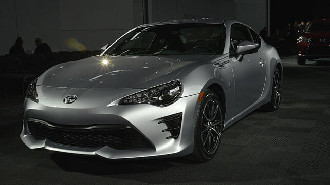 New Toyota 86 revealed at 2016 New York Motor Show