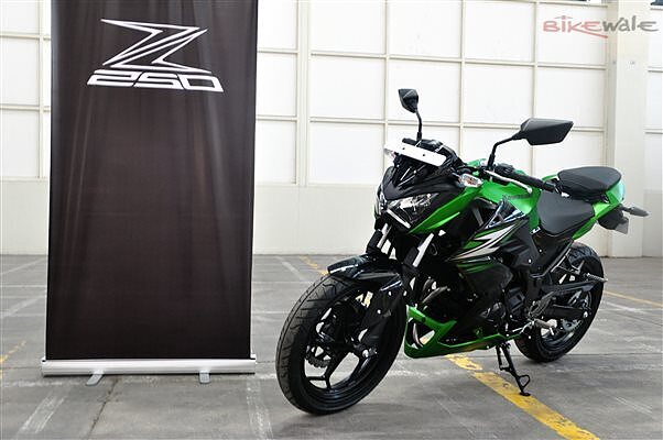 Kawasaki Z250 launched in India at Rs 2.99 lakh - BikeWale ...