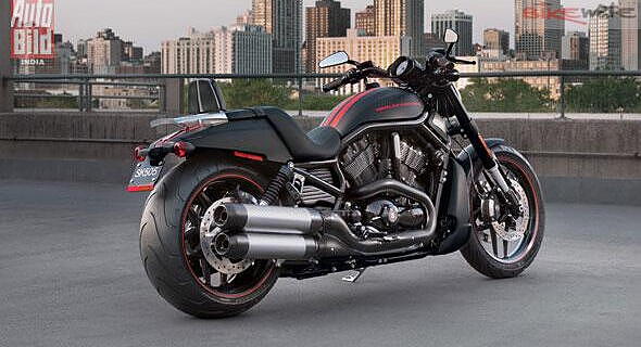 harley-davidson-v-rod-price-reviews-spec-images-mileage-colors