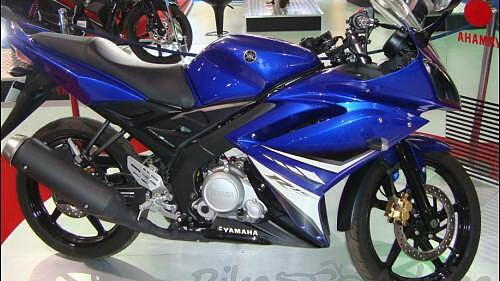 Used 2011 Yamaha YZF R15 V1 (S8232) for sale in New Delhi | BikeWale